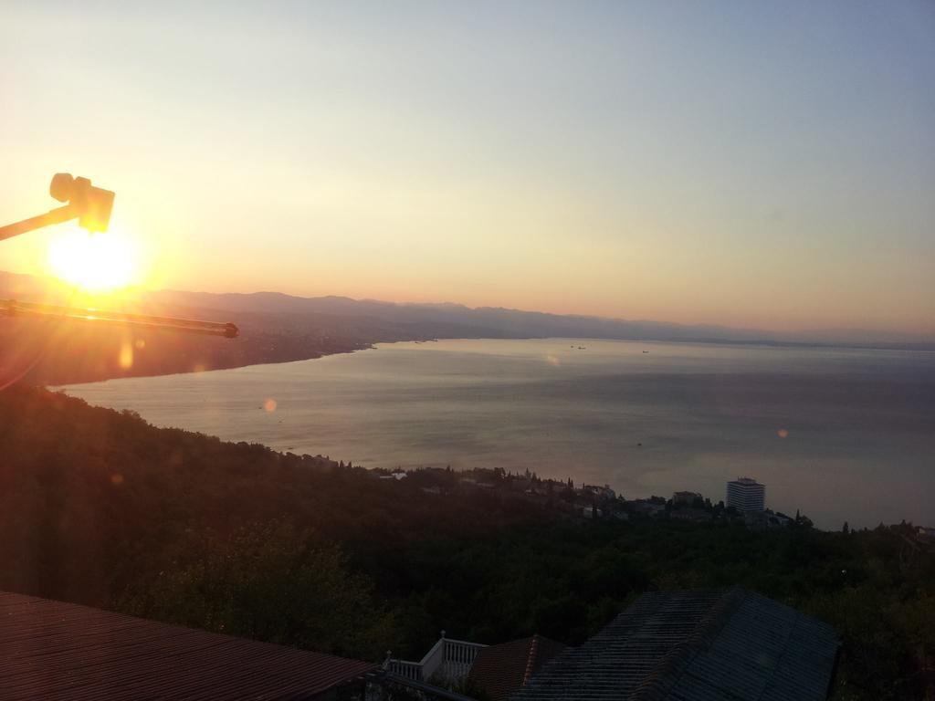 Apartment Panorama Opatija マトゥリ 部屋 写真