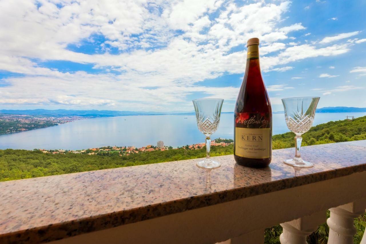 Apartment Panorama Opatija マトゥリ エクステリア 写真