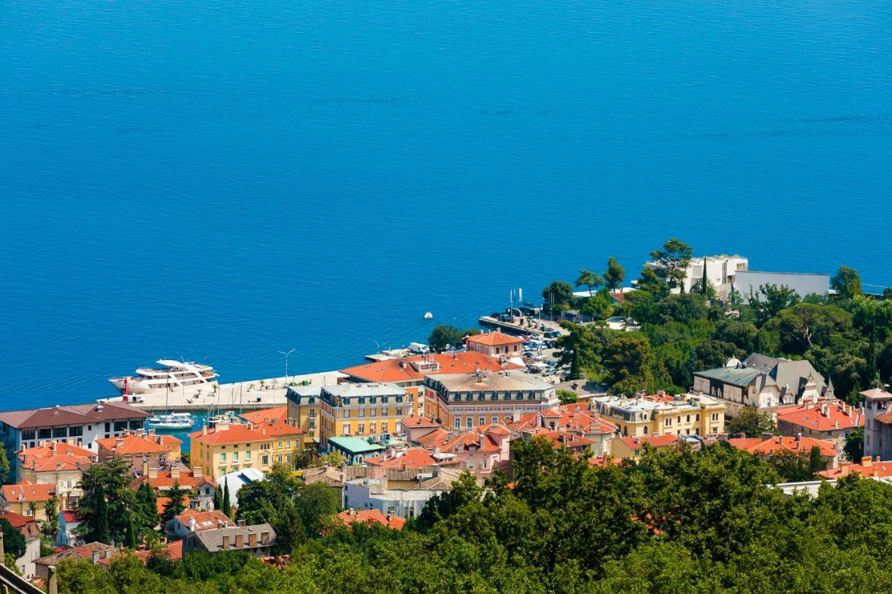 Apartment Panorama Opatija マトゥリ エクステリア 写真
