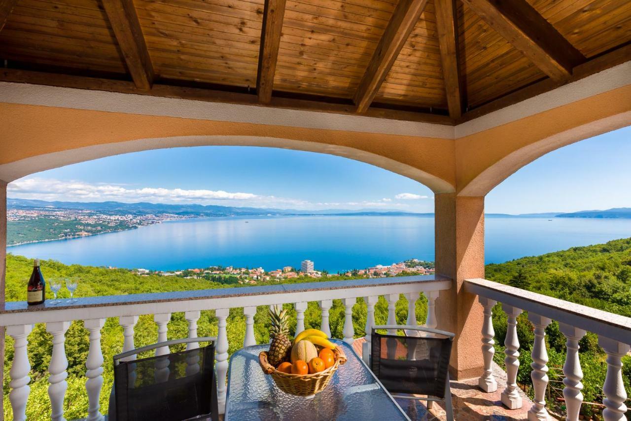 Apartment Panorama Opatija マトゥリ エクステリア 写真