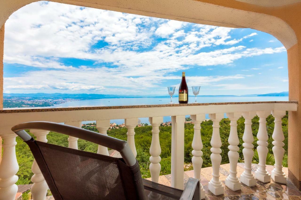 Apartment Panorama Opatija マトゥリ エクステリア 写真