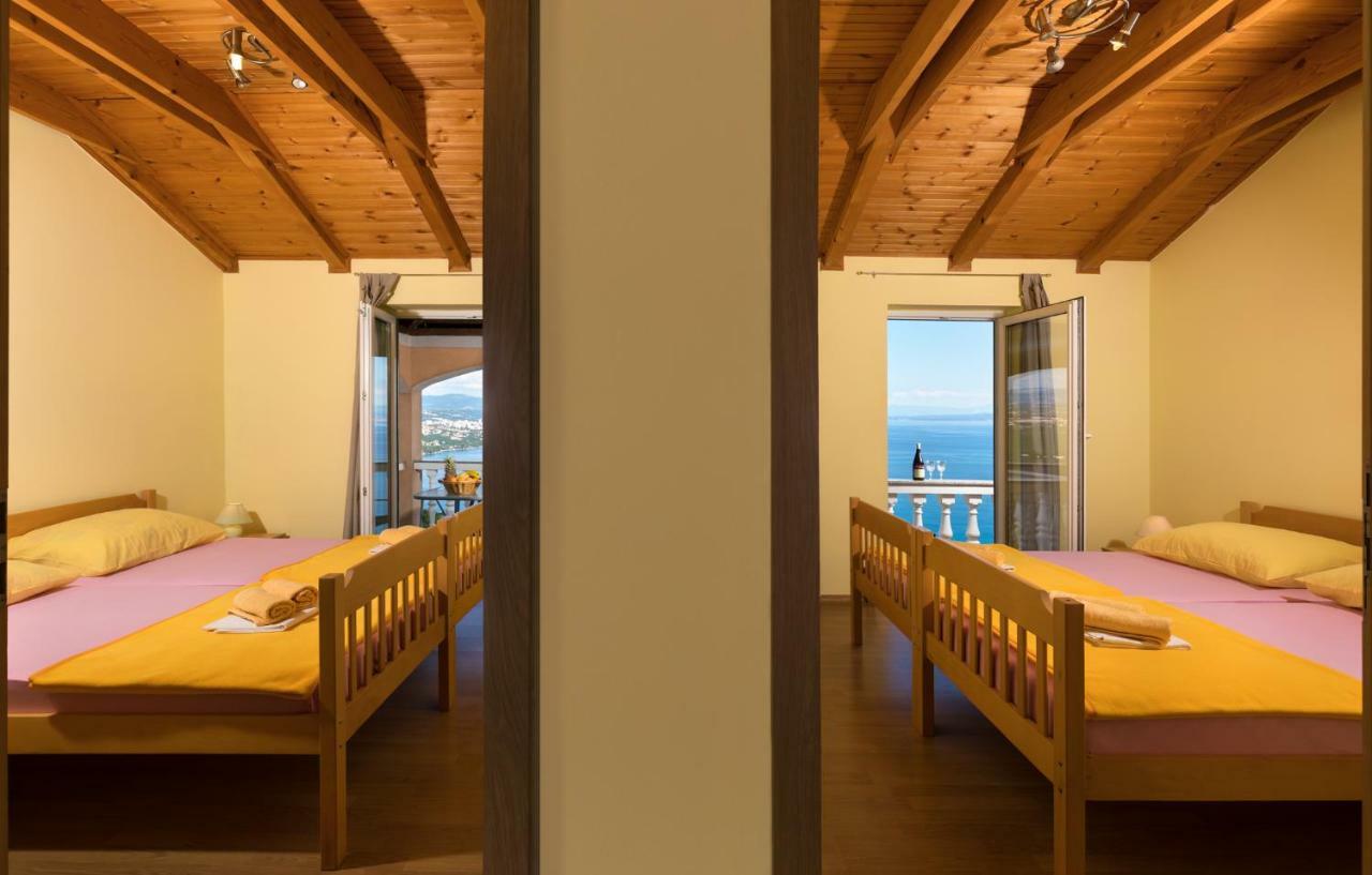Apartment Panorama Opatija マトゥリ エクステリア 写真