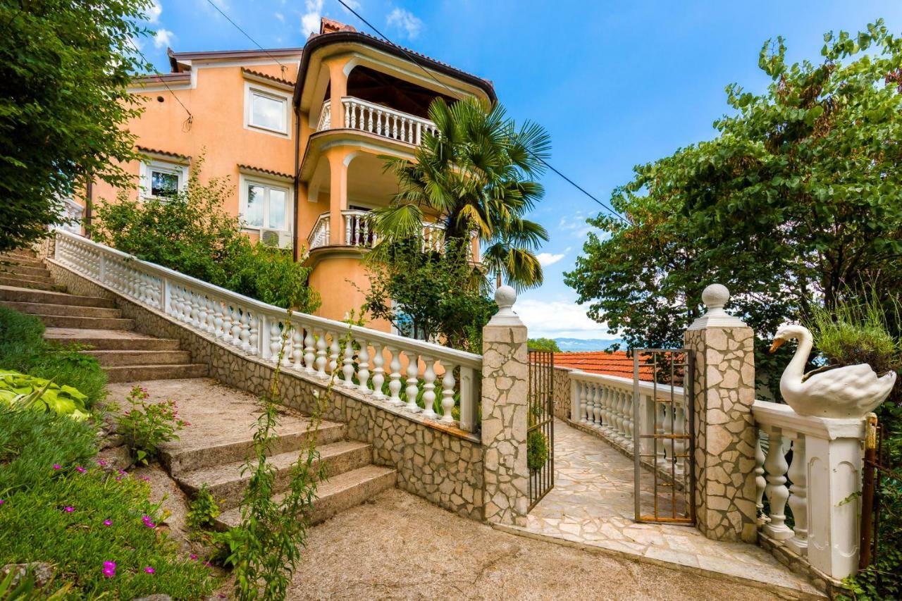 Apartment Panorama Opatija マトゥリ エクステリア 写真