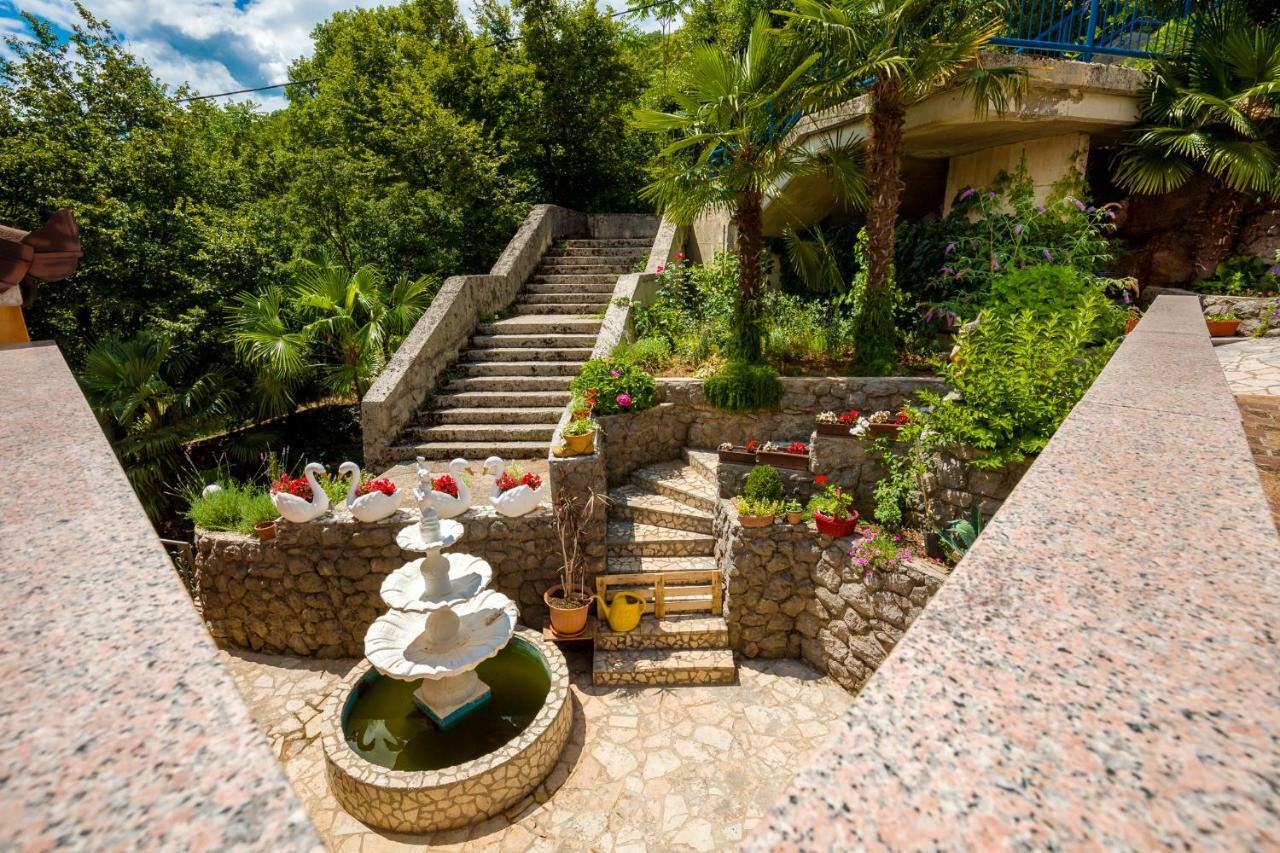 Apartment Panorama Opatija マトゥリ エクステリア 写真